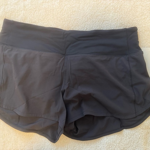 Lululemon Speed Up Shorts - Picture 1 of 3